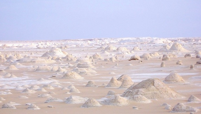 الصحراء البيضاء بمصر