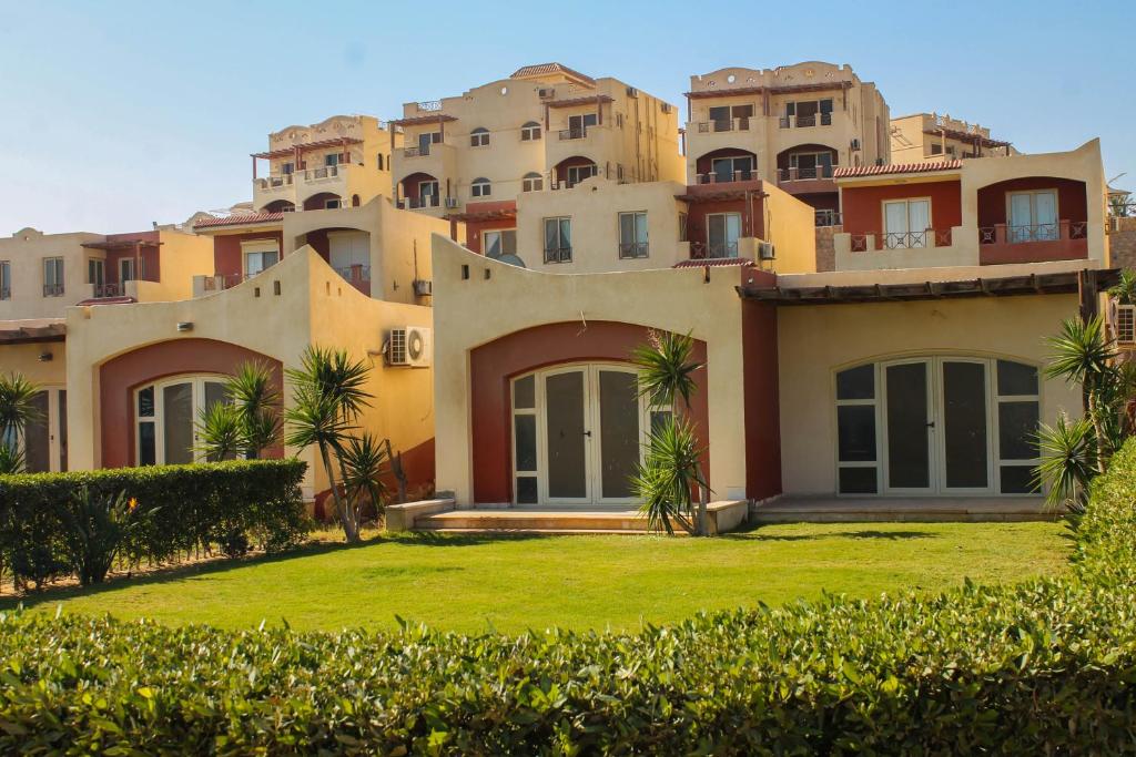 لاسيرينا بيتش ريزورت العين السخنة - La sirena Beach Resort Ain Sokhna